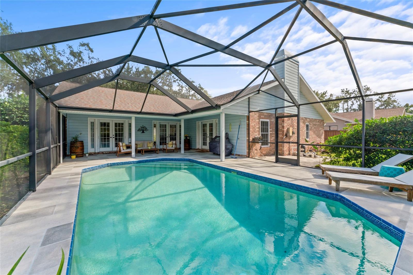 COUNTRY OAK ESTATES - Residential