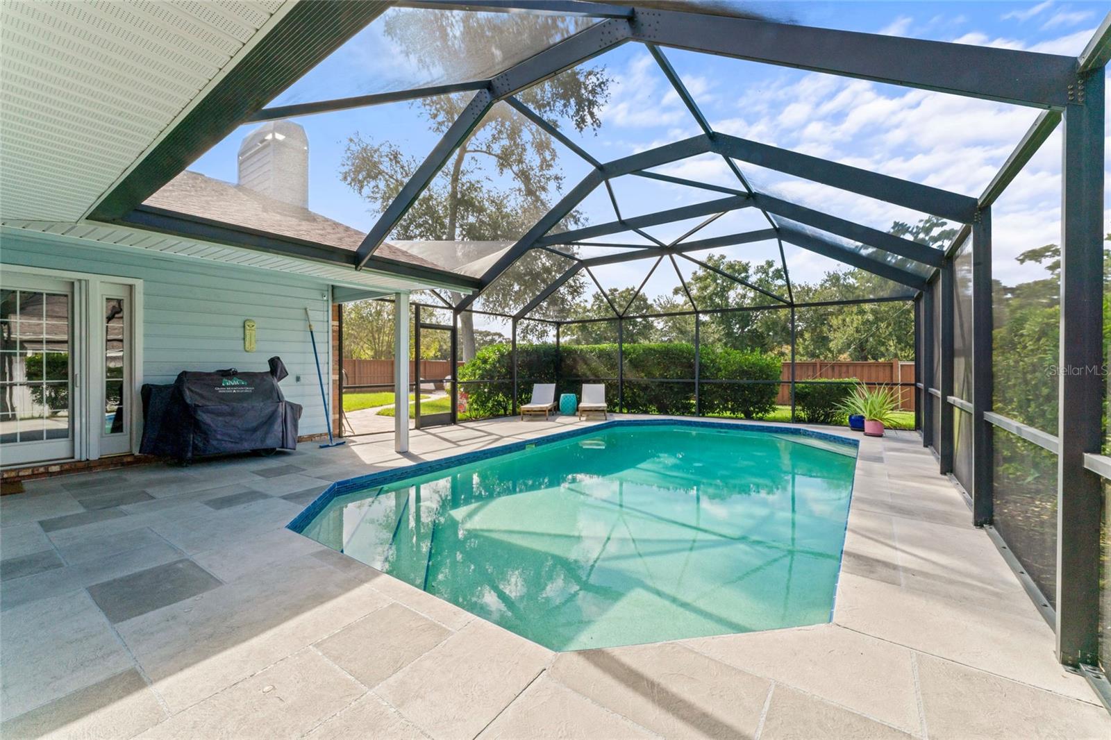 COUNTRY OAK ESTATES - Residential