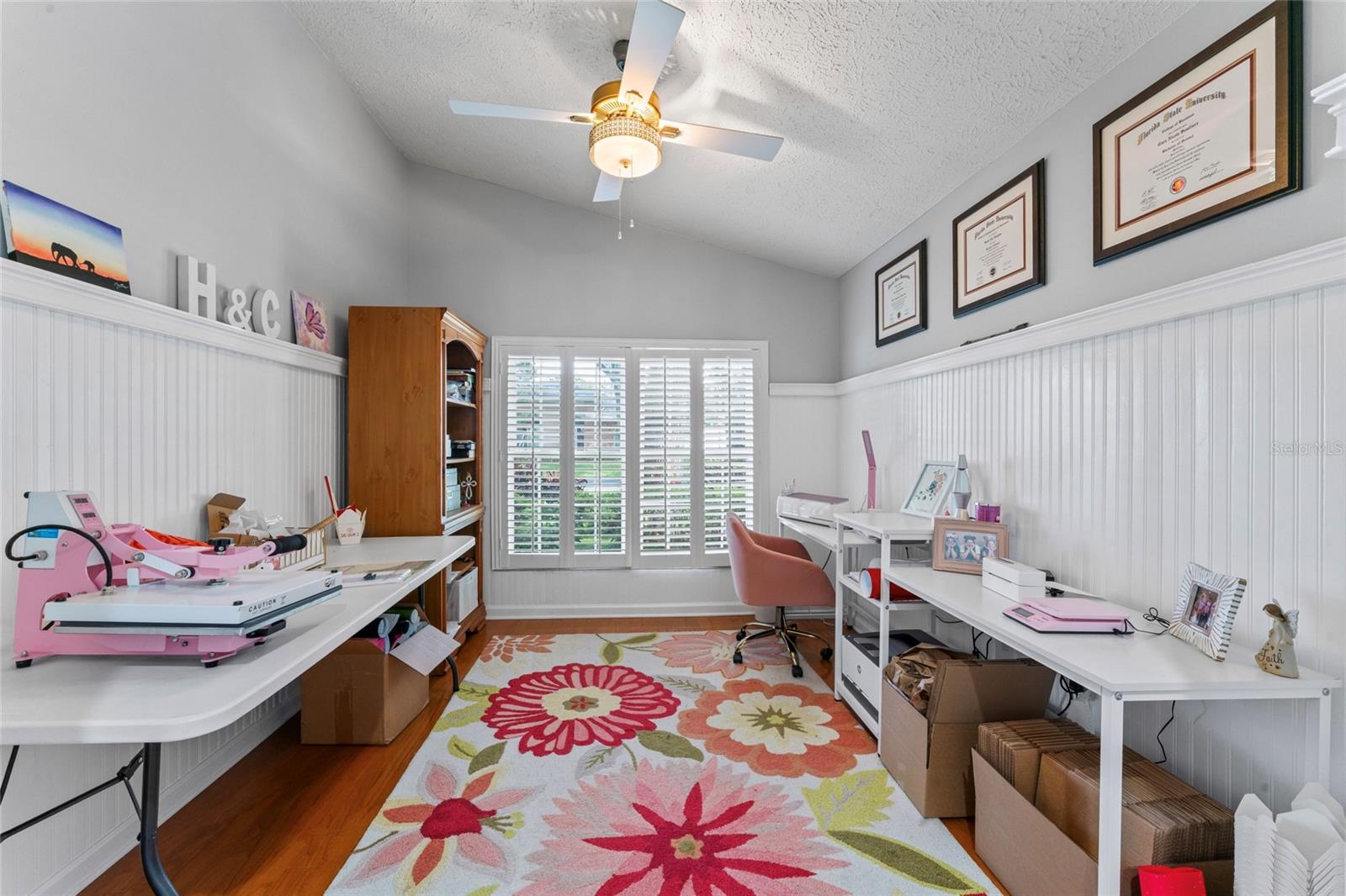 COUNTRY OAK ESTATES - Residential