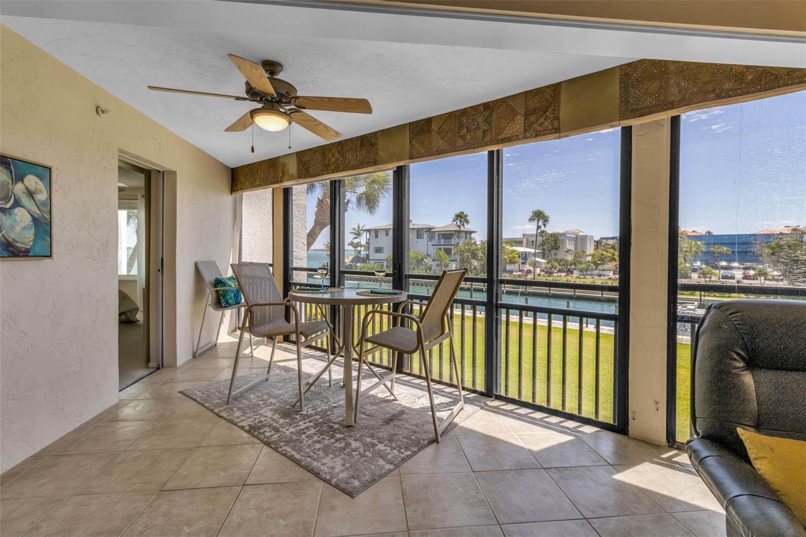 BAY HARBOUR - Residential