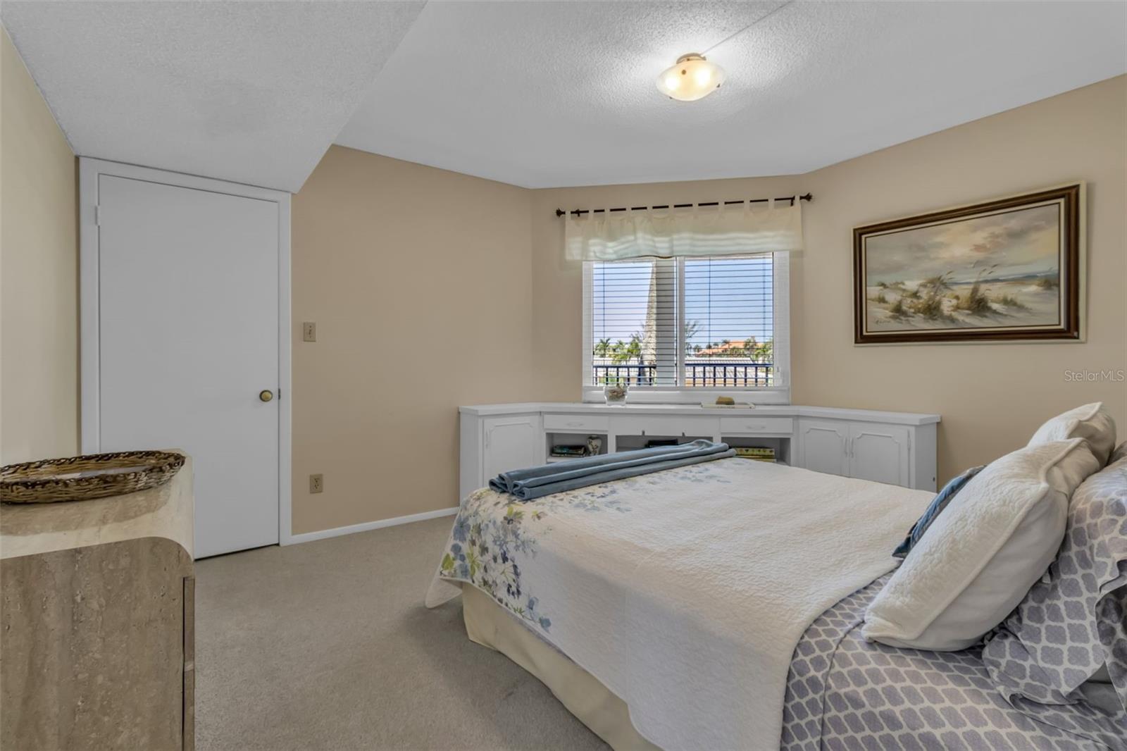 BAY HARBOUR - Residential