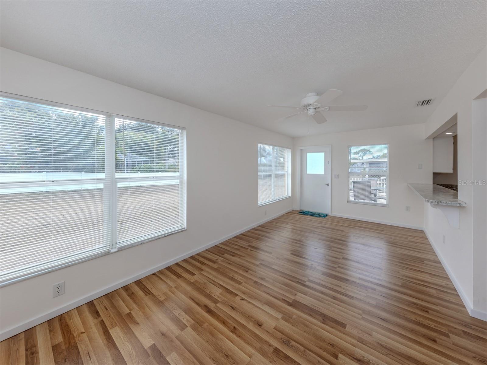 EAST GATE - Residential