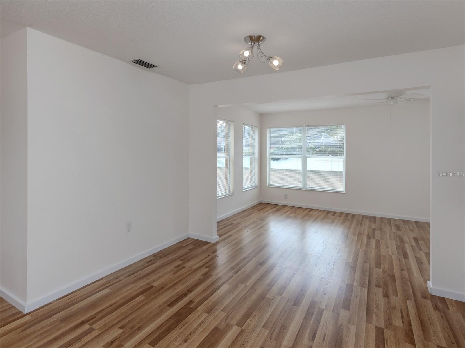 EAST GATE - Residential