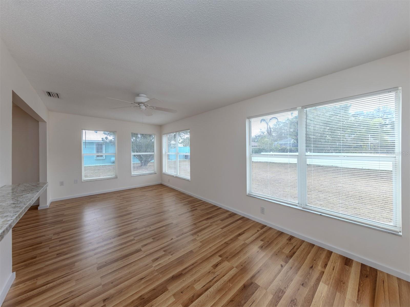 EAST GATE - Residential