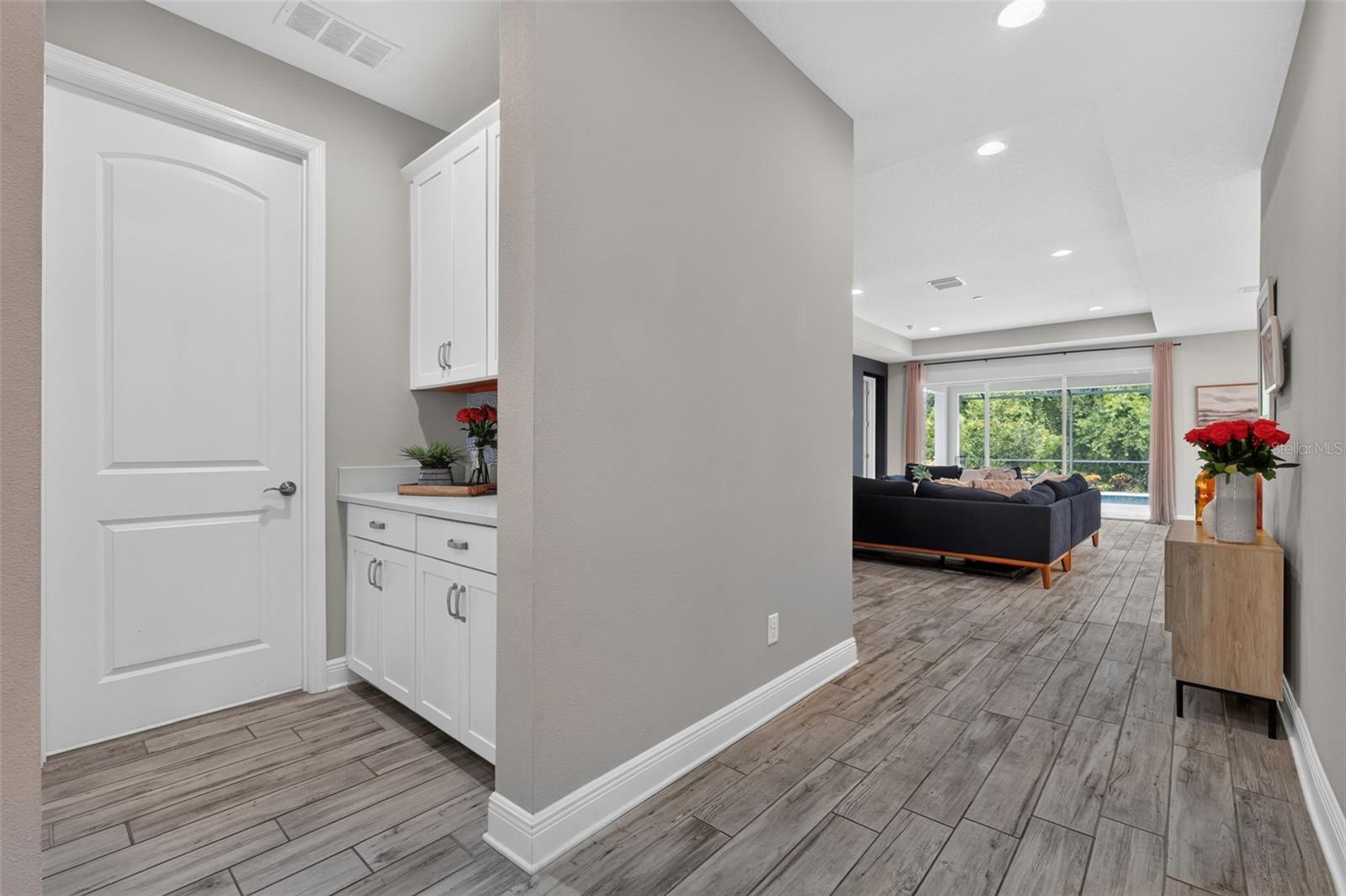 2128 WOODLEAF HAMMOCK COURT