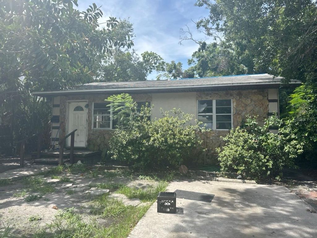 Photo of 3518 16th Avenue S, St Petersburg, FL 33711 (MLS # TB8401018)