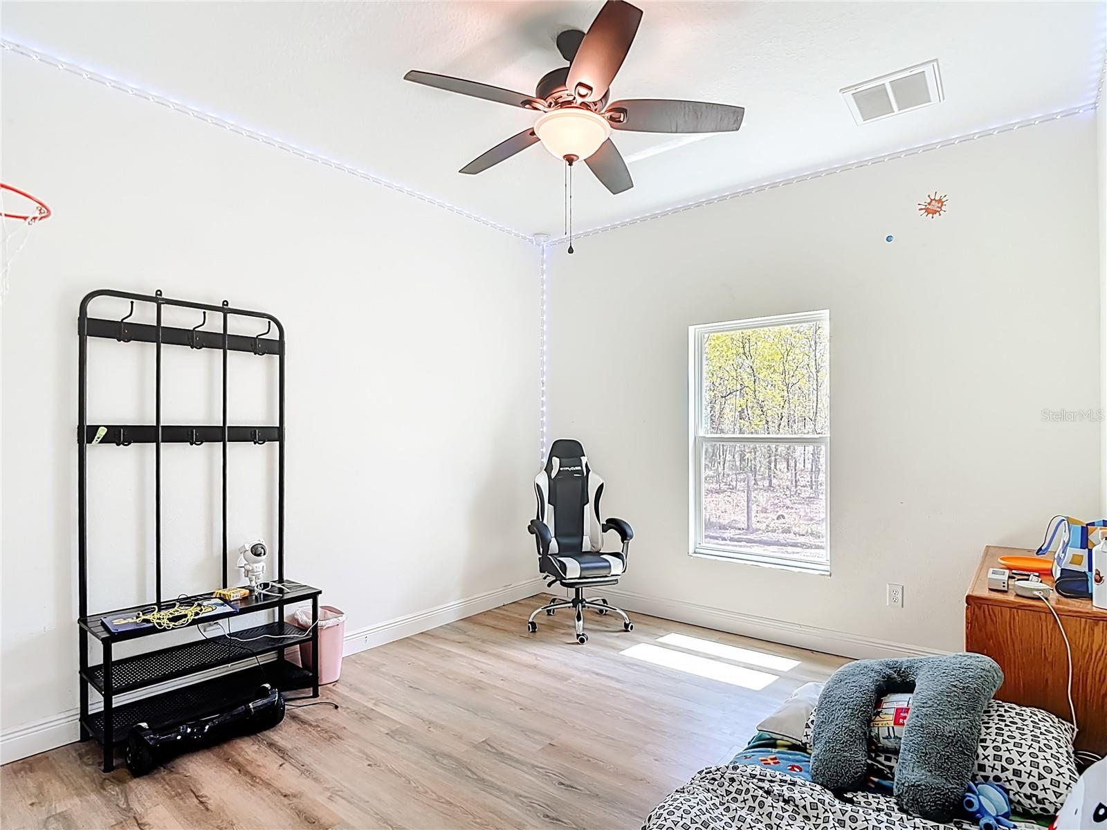 ROYAL HIGHLANDS - Residential