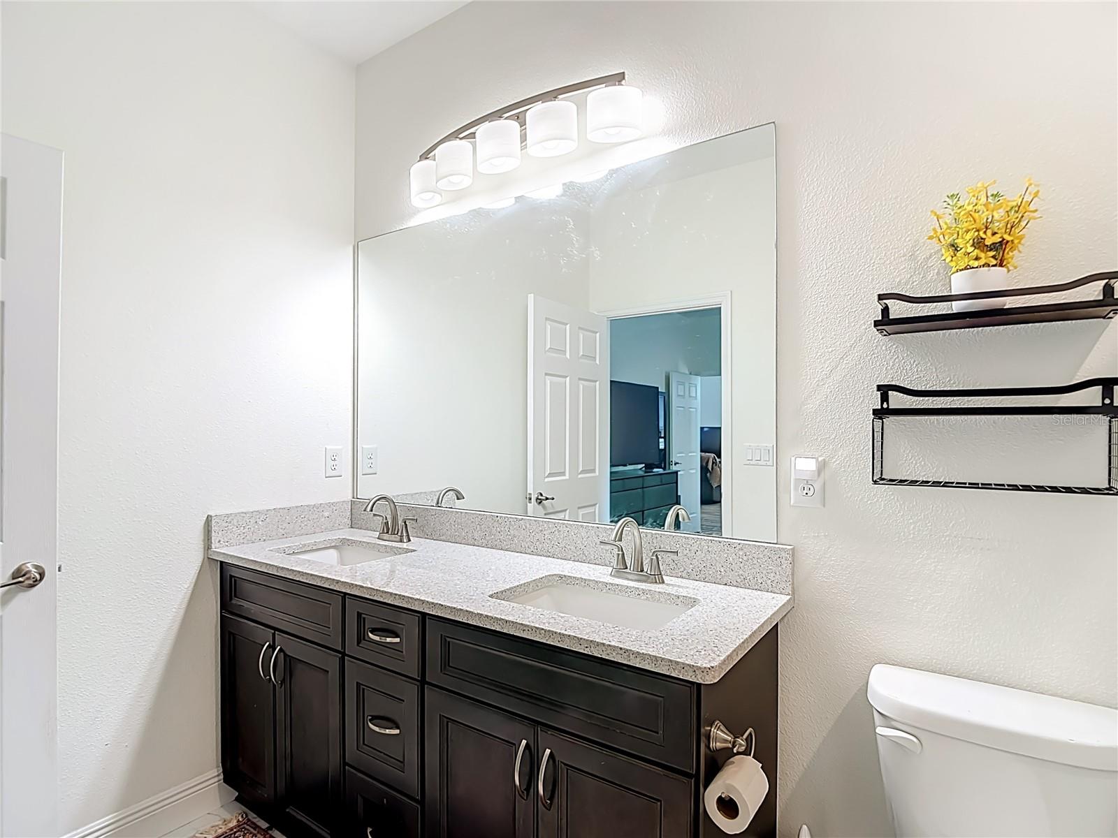 ROYAL HIGHLANDS - Residential