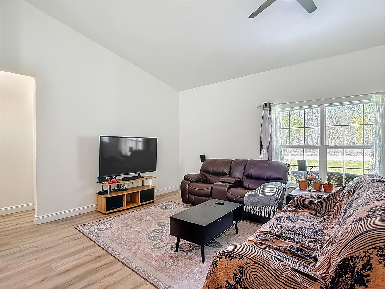 ROYAL HIGHLANDS - Residential