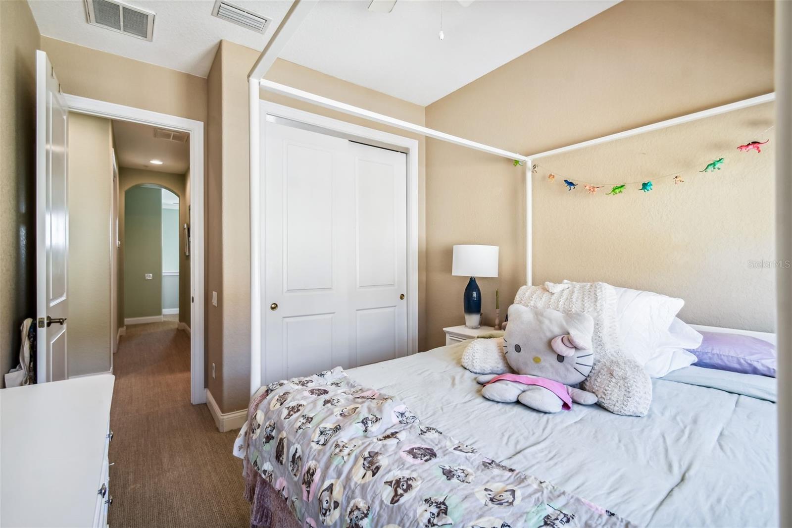 WESTSHORE YACHT CLUB TWNHMS - Residential