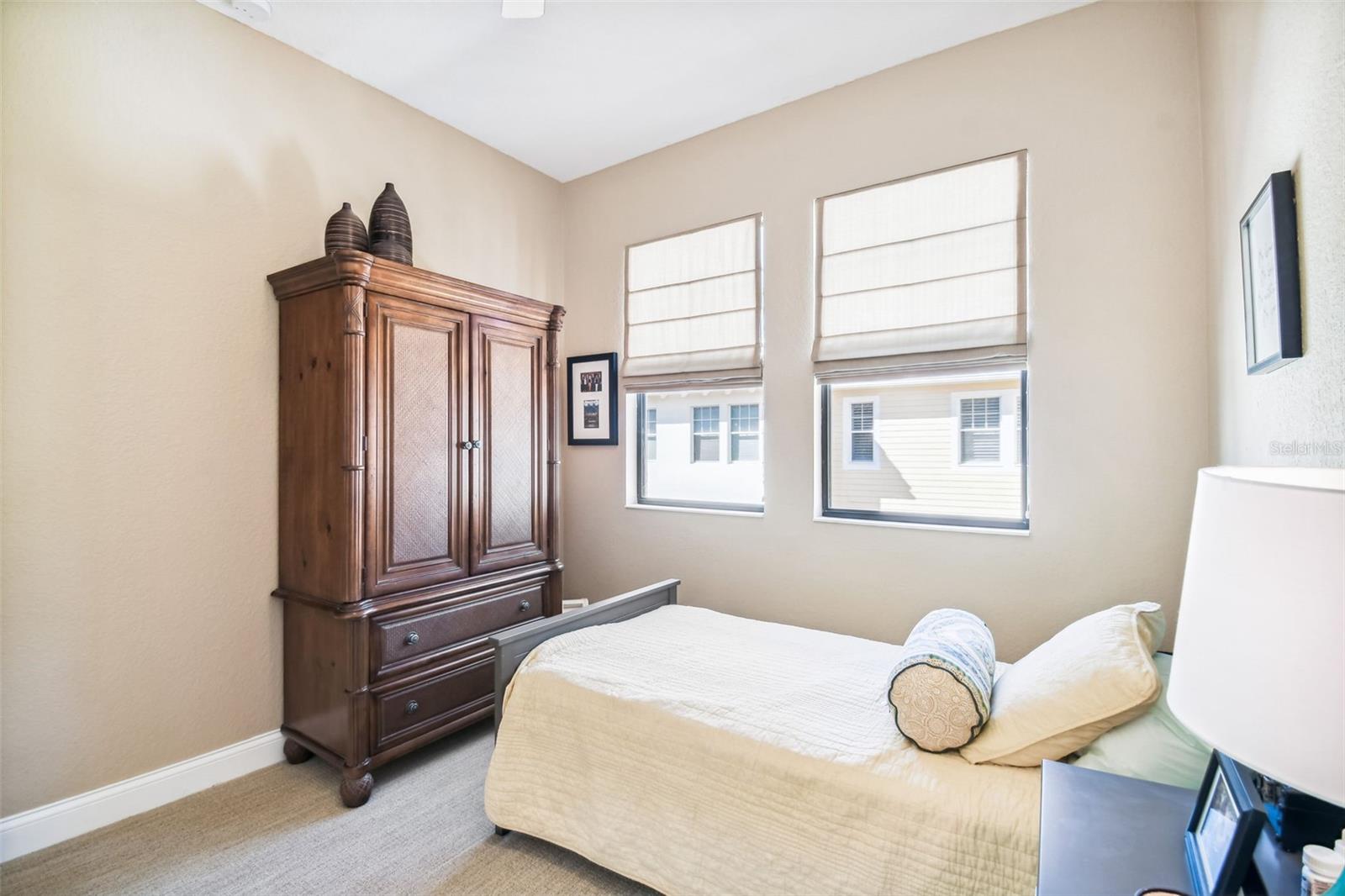 WESTSHORE YACHT CLUB TWNHMS - Residential