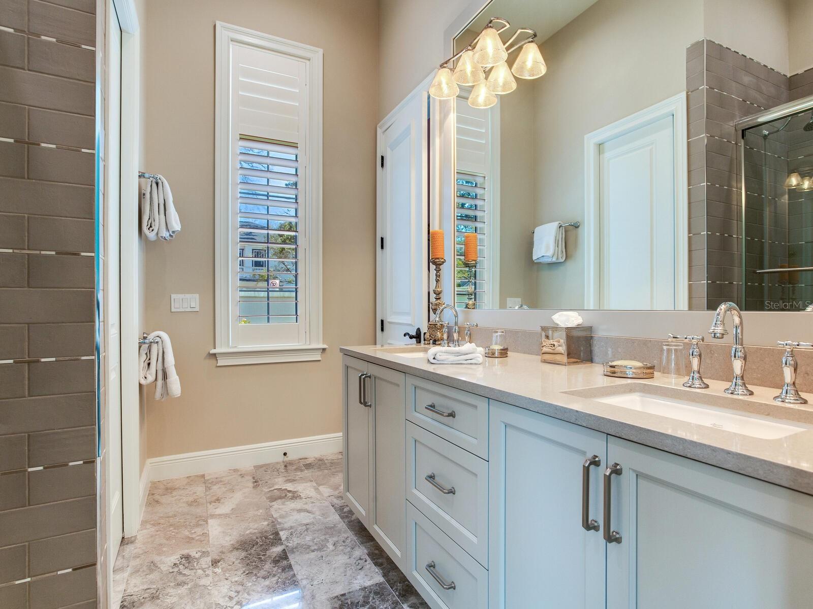 GOLF VIEW PLACE - Residential