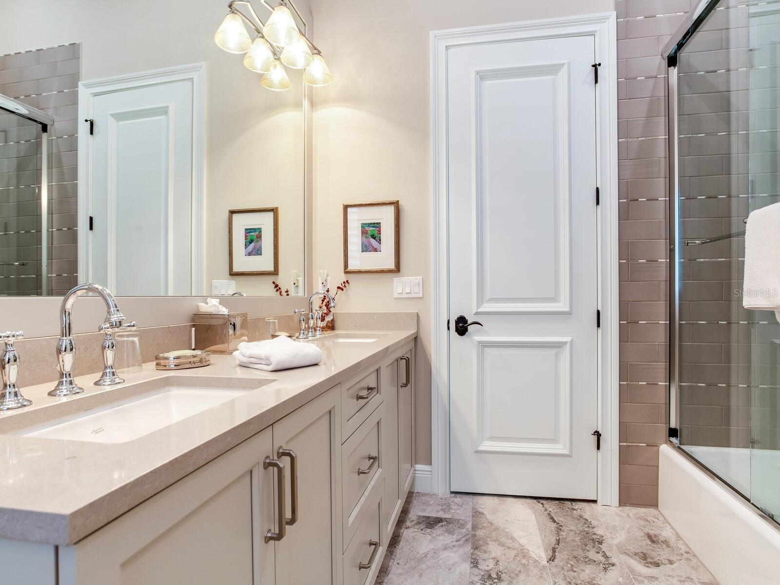 GOLF VIEW PLACE - Residential