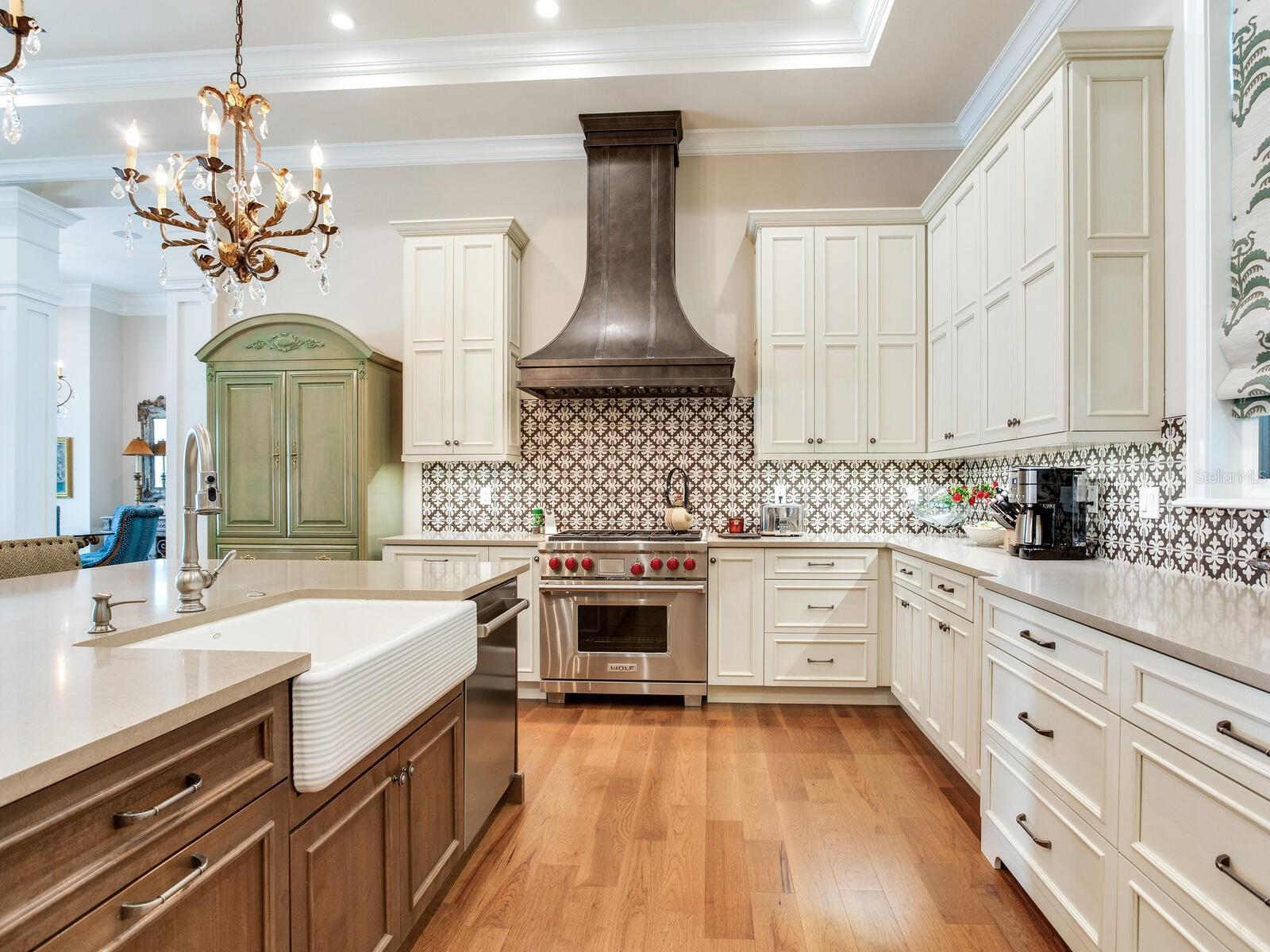 GOLF VIEW PLACE - Residential