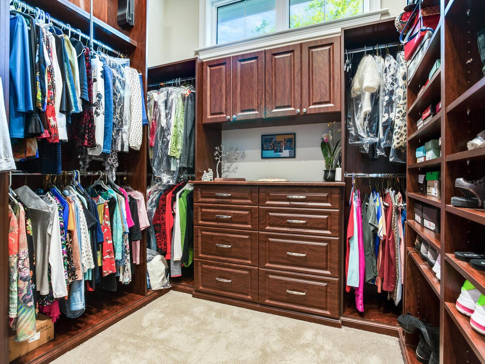 GOLF VIEW PLACE - Residential