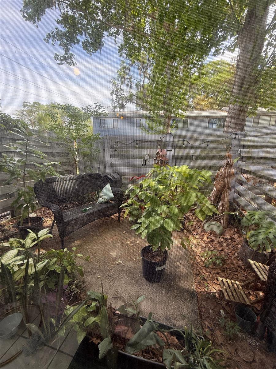 FOXMOOR - Residential Lease