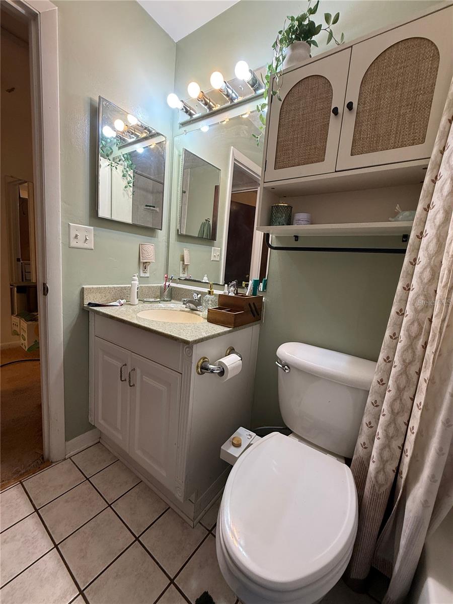 FOXMOOR - Residential Lease