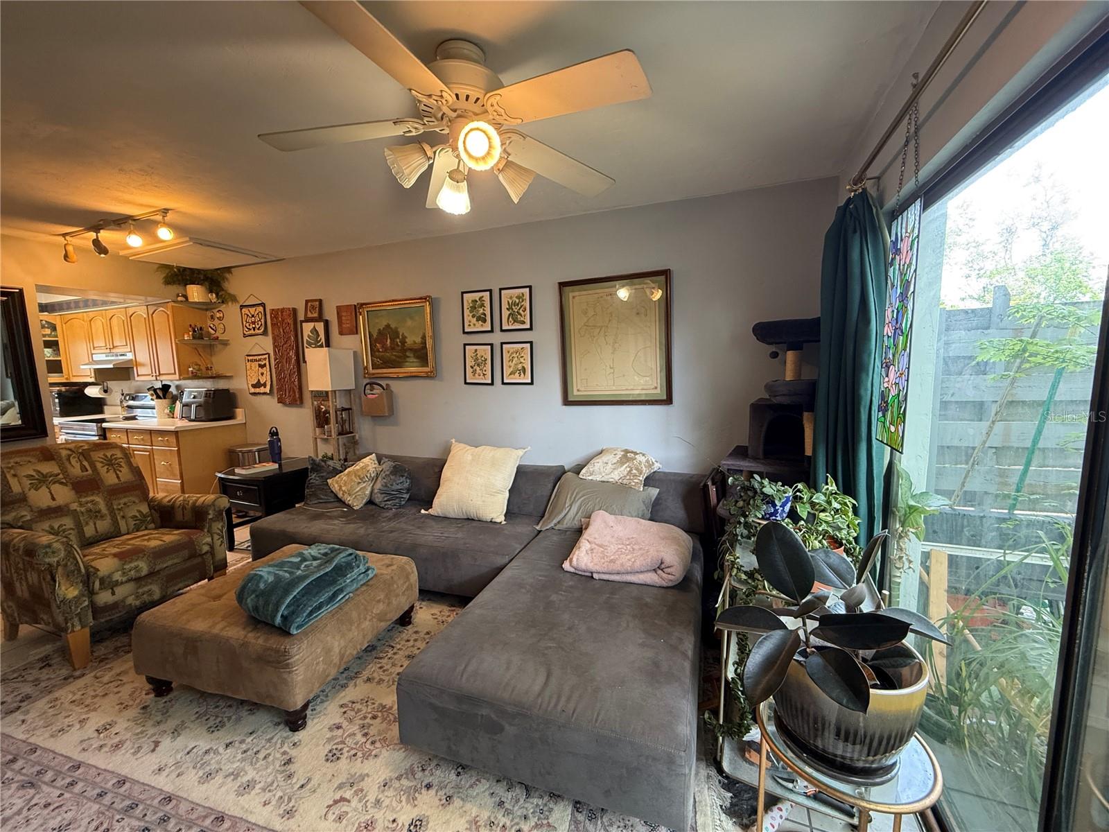 FOXMOOR - Residential Lease