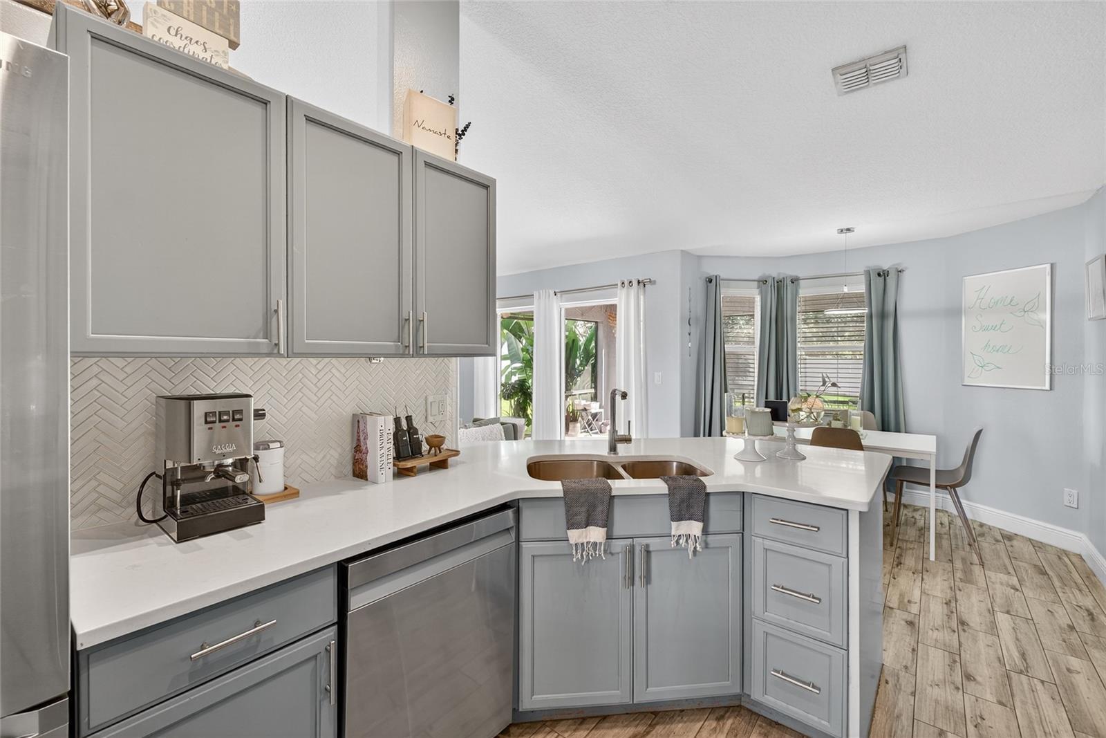 TUSCAN RIDGE PH 02 - Residential