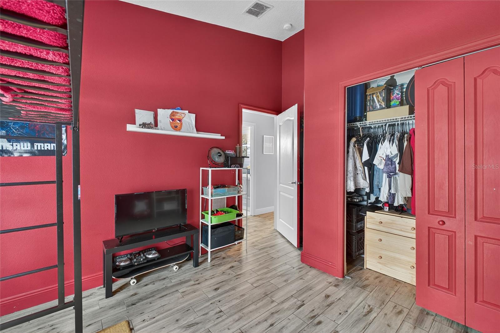 TUSCAN RIDGE PH 02 - Residential