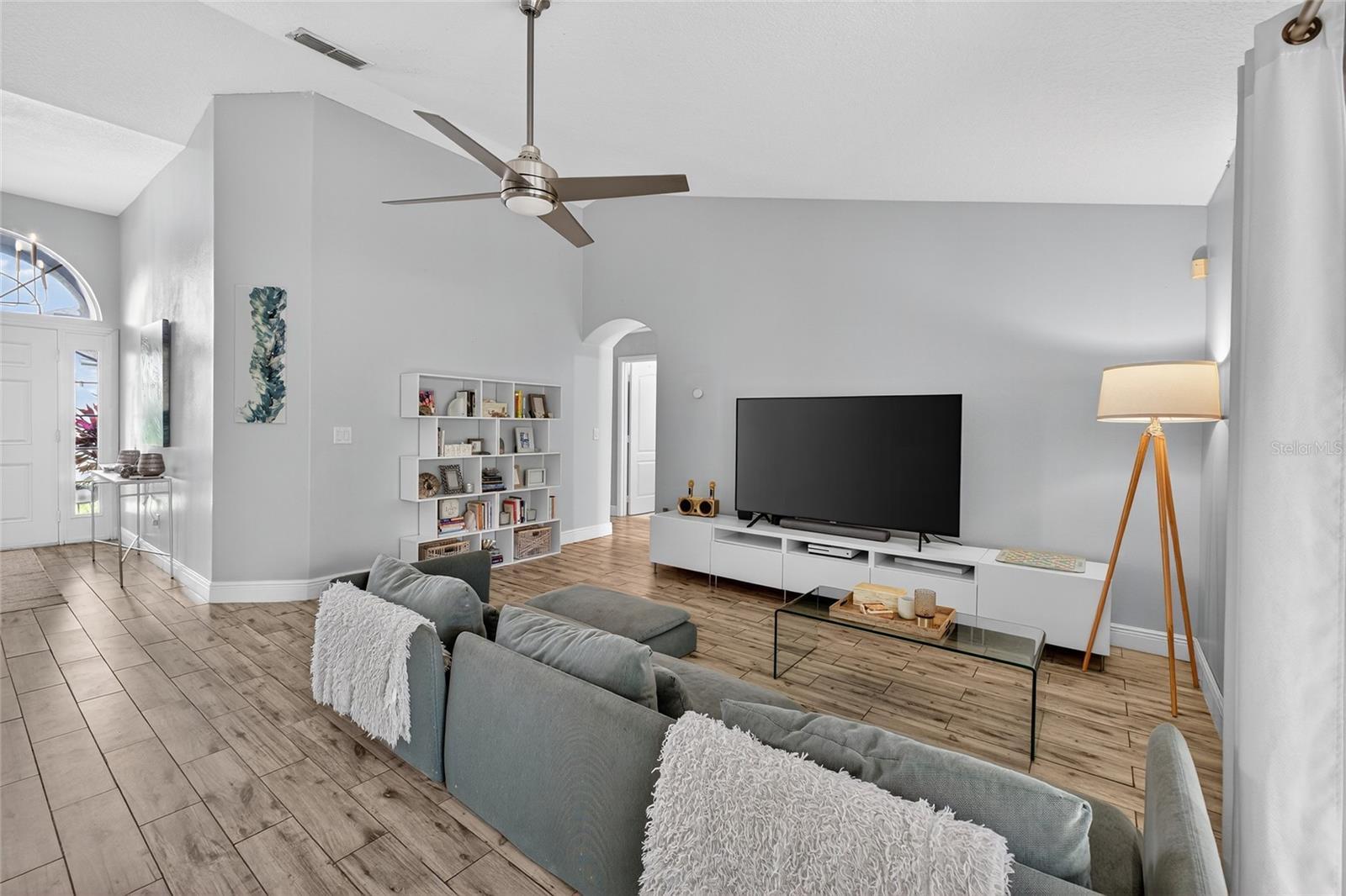 TUSCAN RIDGE PH 02 - Residential