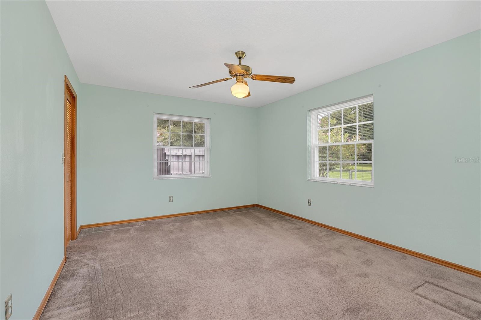 SOUTH SEMORAN FARMS UN 2 UNREC - Residential