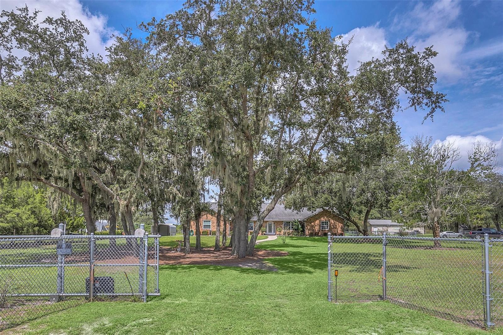 SOUTH SEMORAN FARMS UN 2 UNREC - Residential