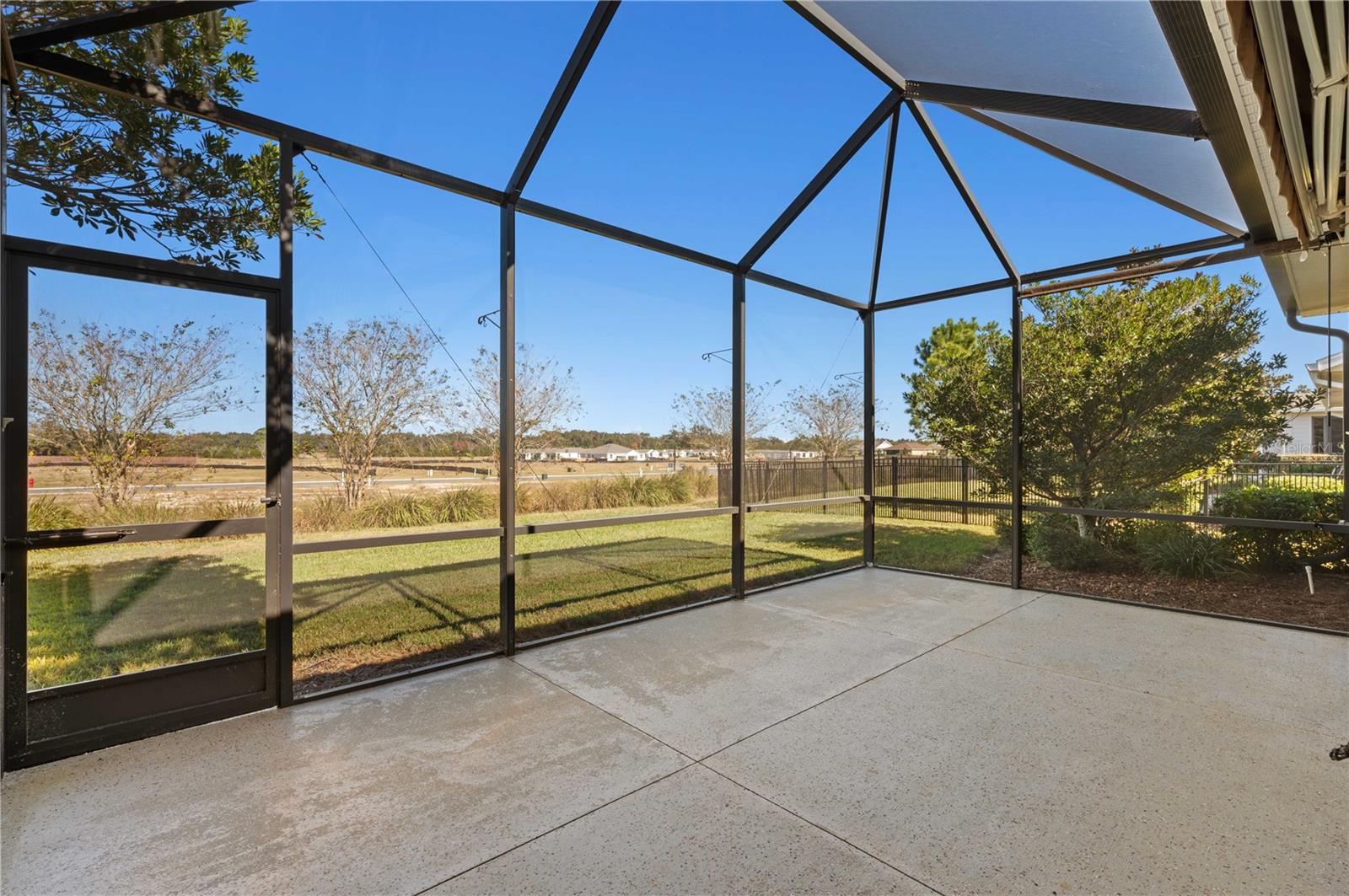 4859 NW 35TH LANE ROAD