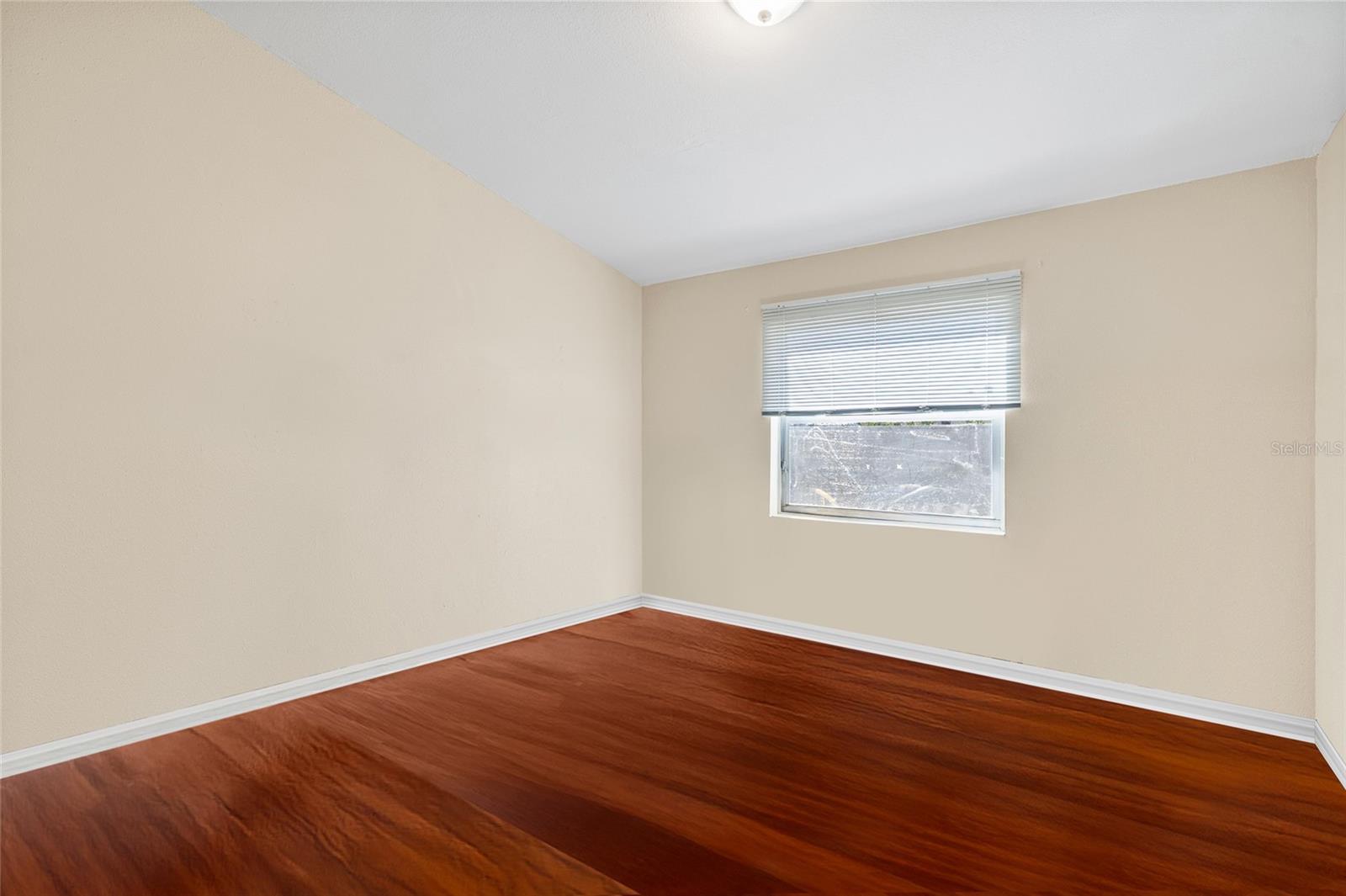 BON AIR - Commercial Sale