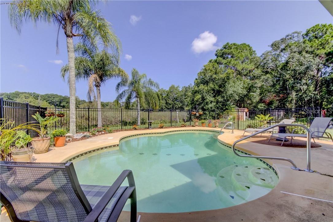 GOLDEN ACRES - Residential Lease