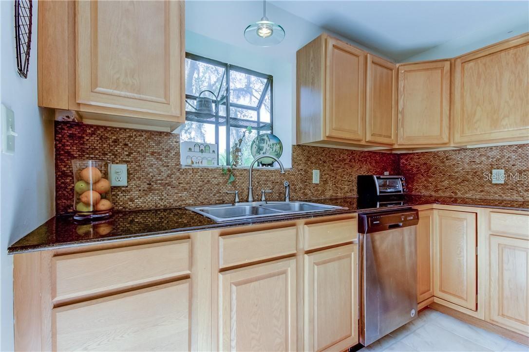 GOLDEN ACRES - Residential Lease