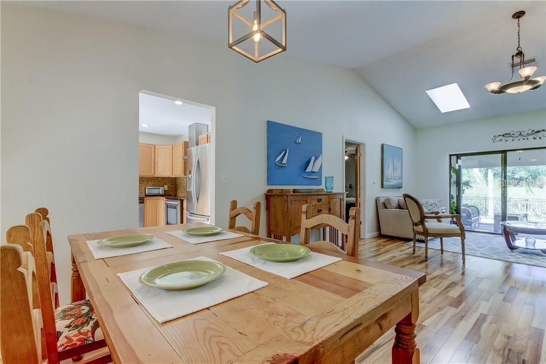 GOLDEN ACRES - Residential Lease