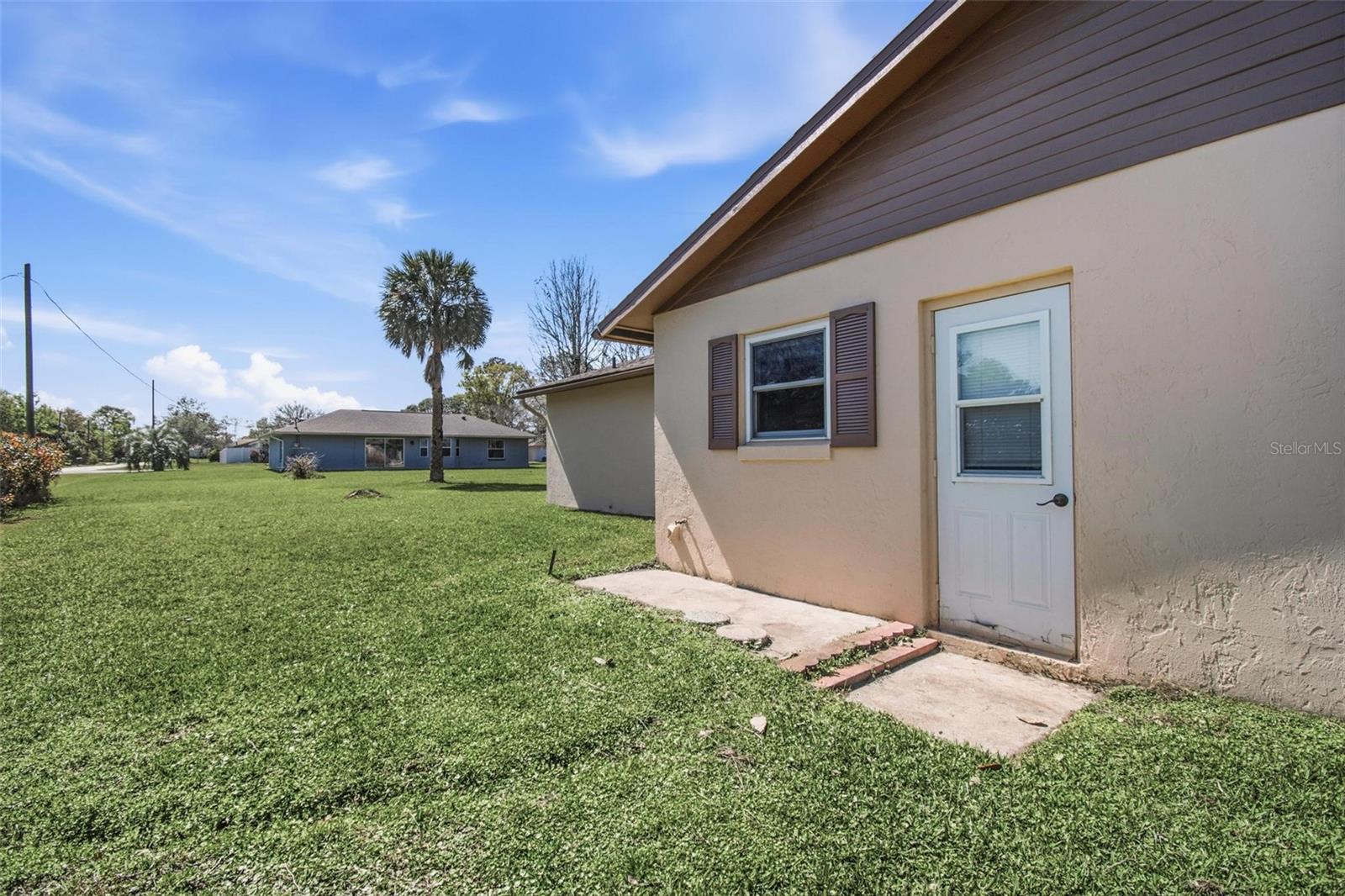 BELLE TERRE COMMUNITY - Residential