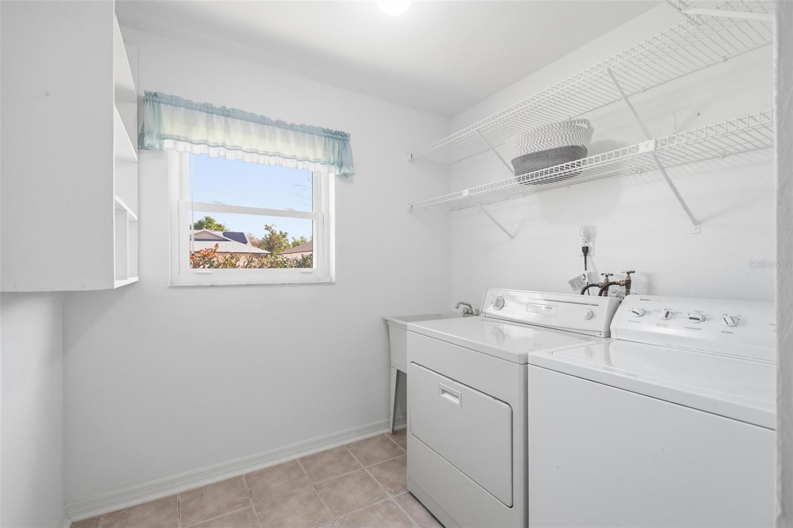 BELLE TERRE COMMUNITY - Residential