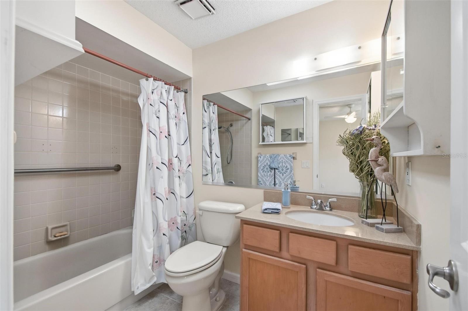 BELLE TERRE COMMUNITY - Residential