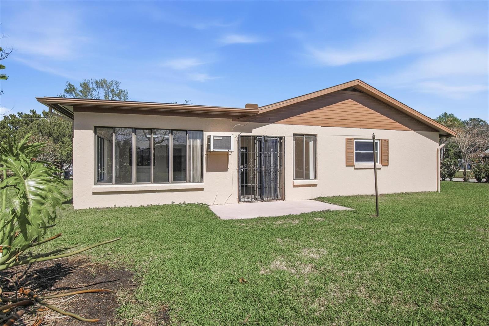 BELLE TERRE COMMUNITY - Residential