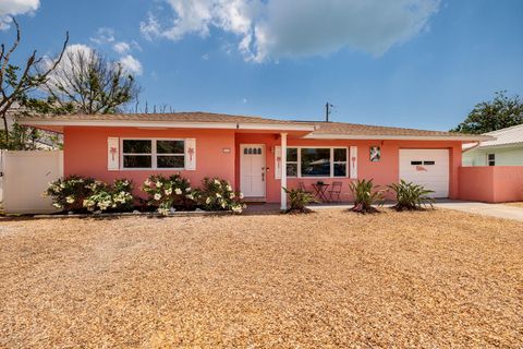 180 58TH AVENUE ST PETE BEACH FL 33706