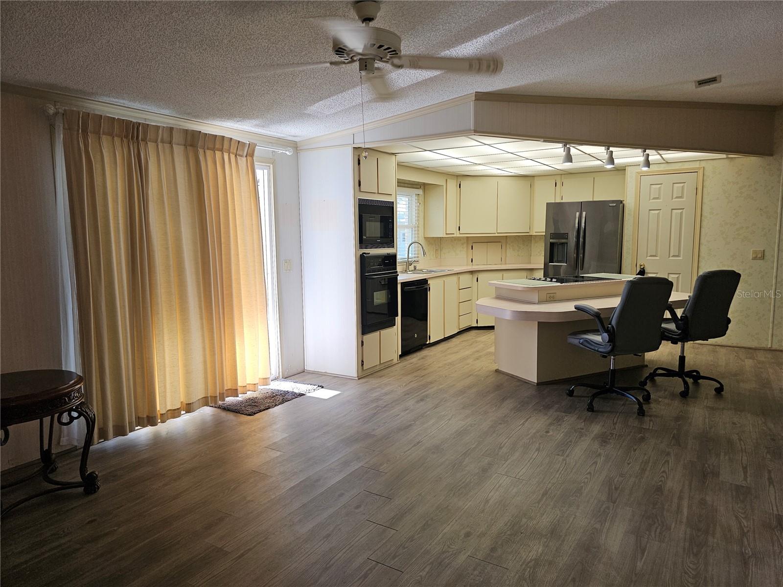 GULL-AIRE VILLAGE - Residential