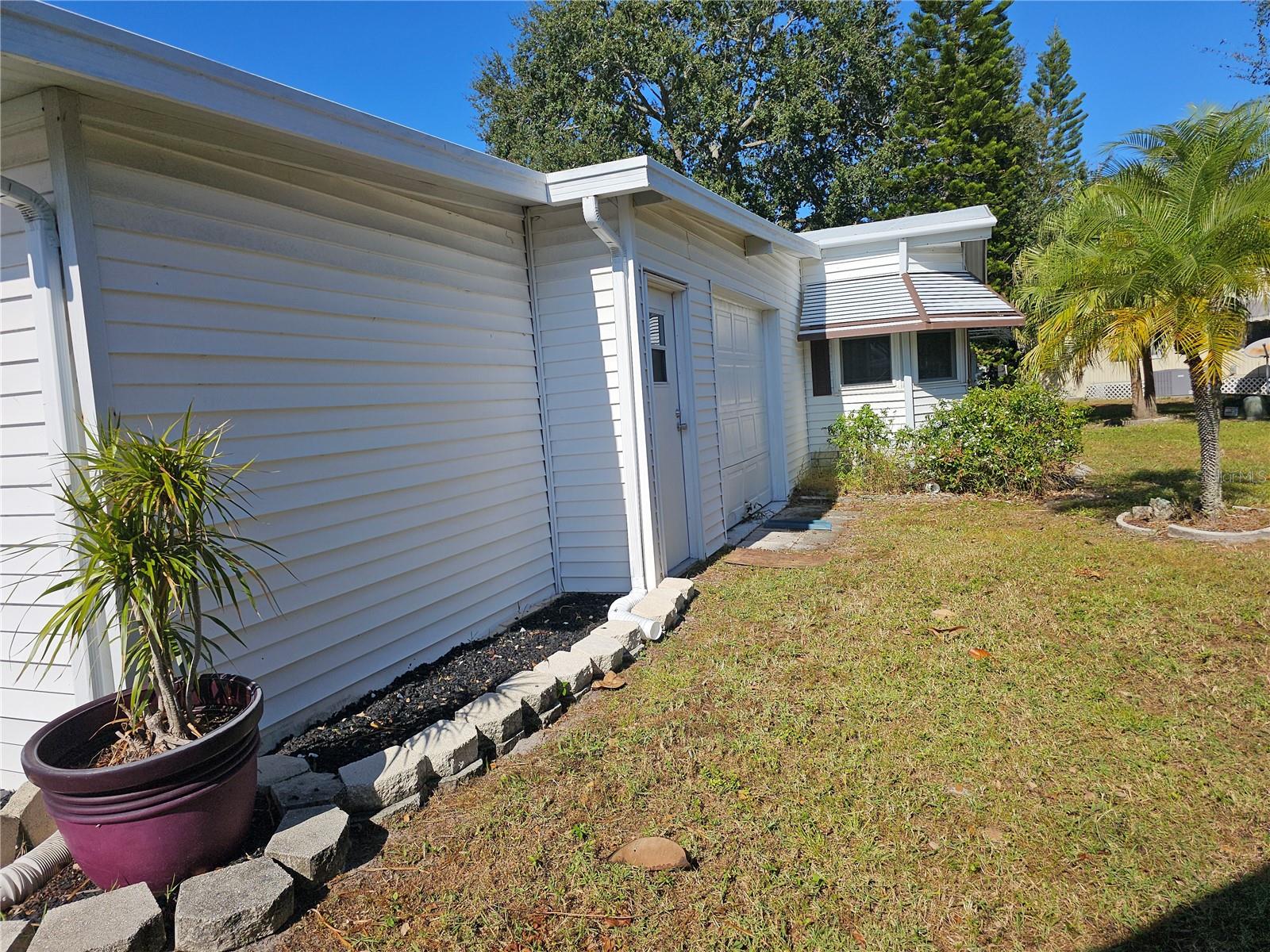 GULL-AIRE VILLAGE - Residential