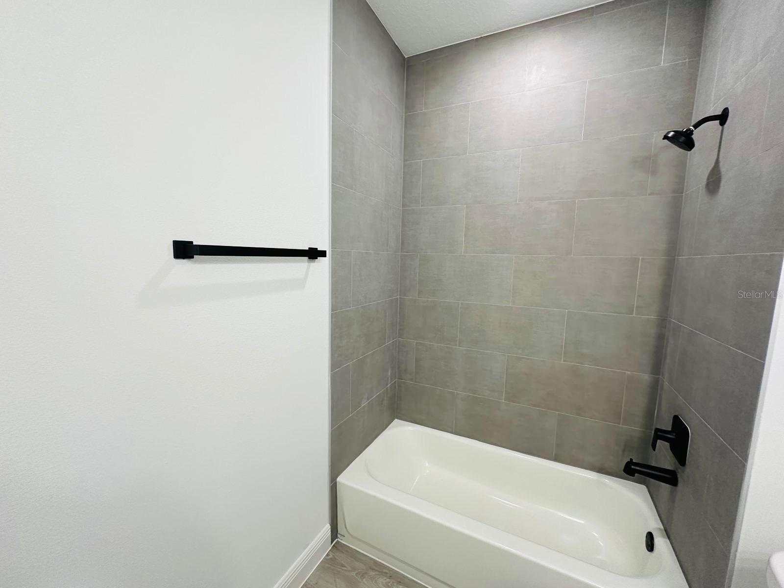 MARION OAKS UN SEVEN - Residential Lease