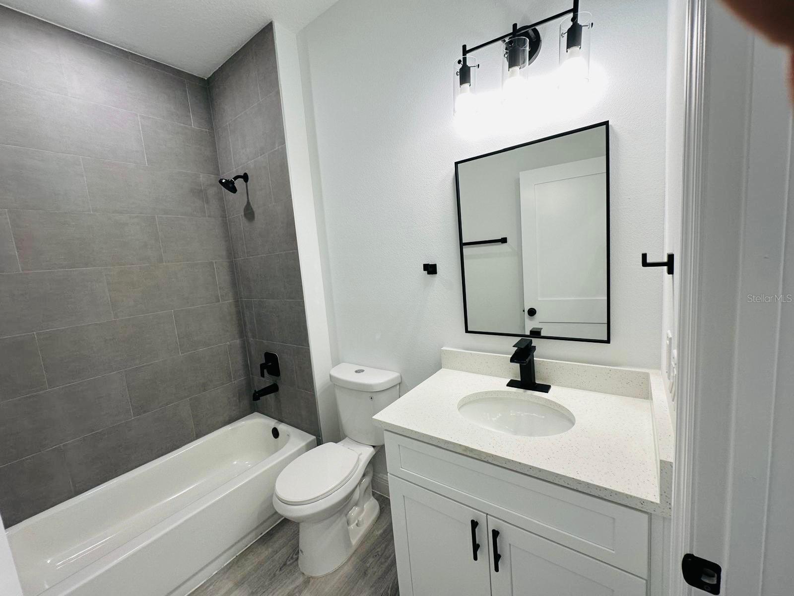MARION OAKS UN SEVEN - Residential Lease