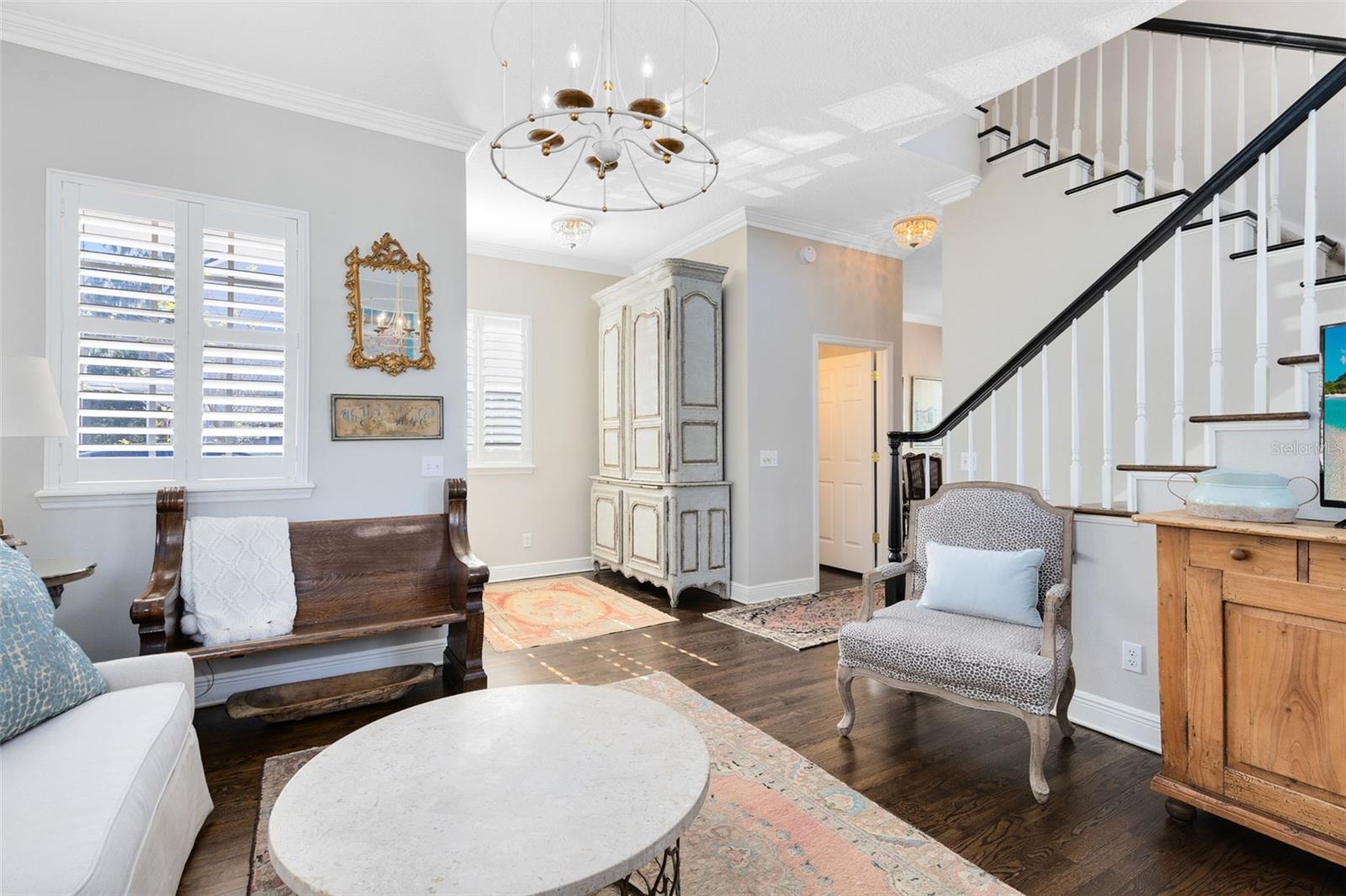 PORCHES ATKINS PLACE - Residential