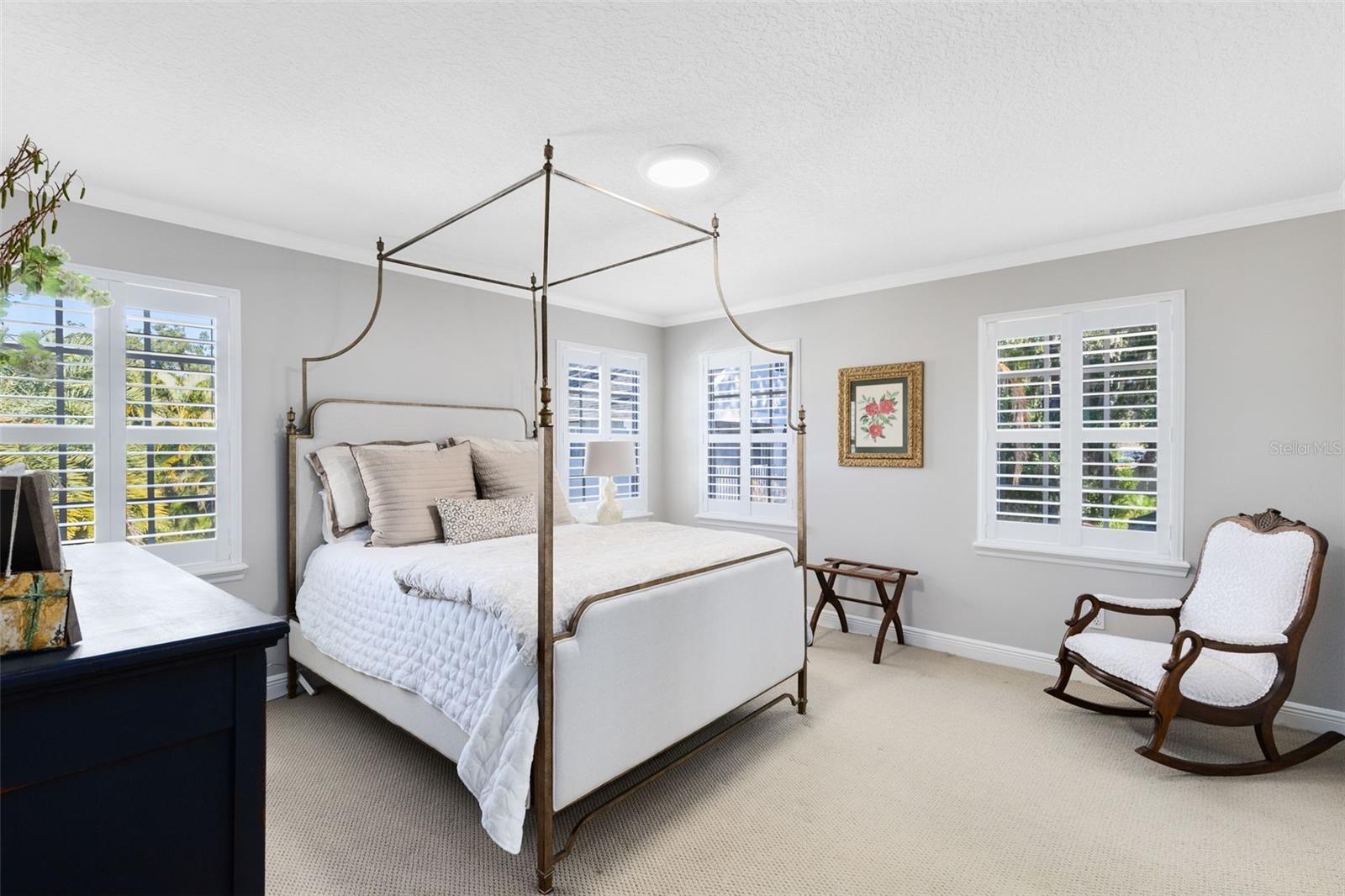 PORCHES ATKINS PLACE - Residential