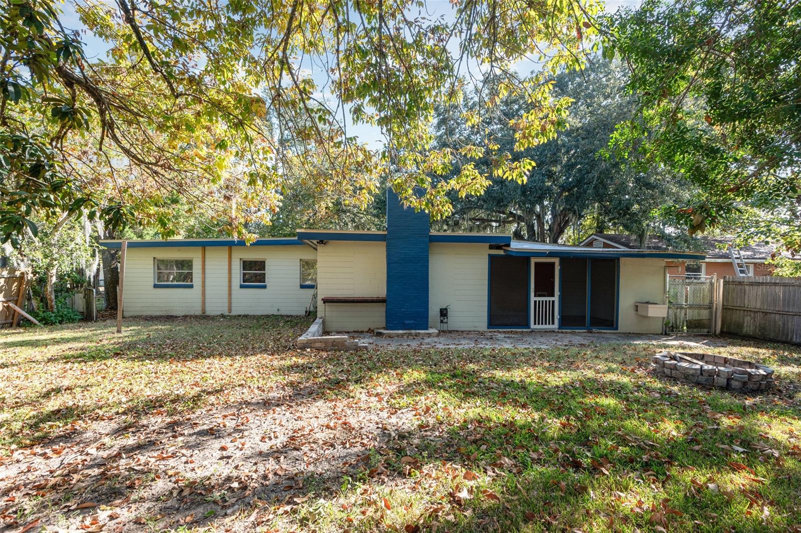 MASON & CARSWELLS HOLLY HILL - Residential