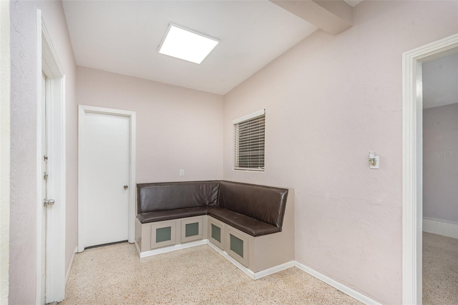 MASON & CARSWELLS HOLLY HILL - Residential