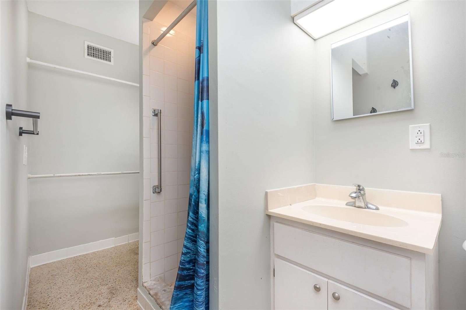 MASON & CARSWELLS HOLLY HILL - Residential