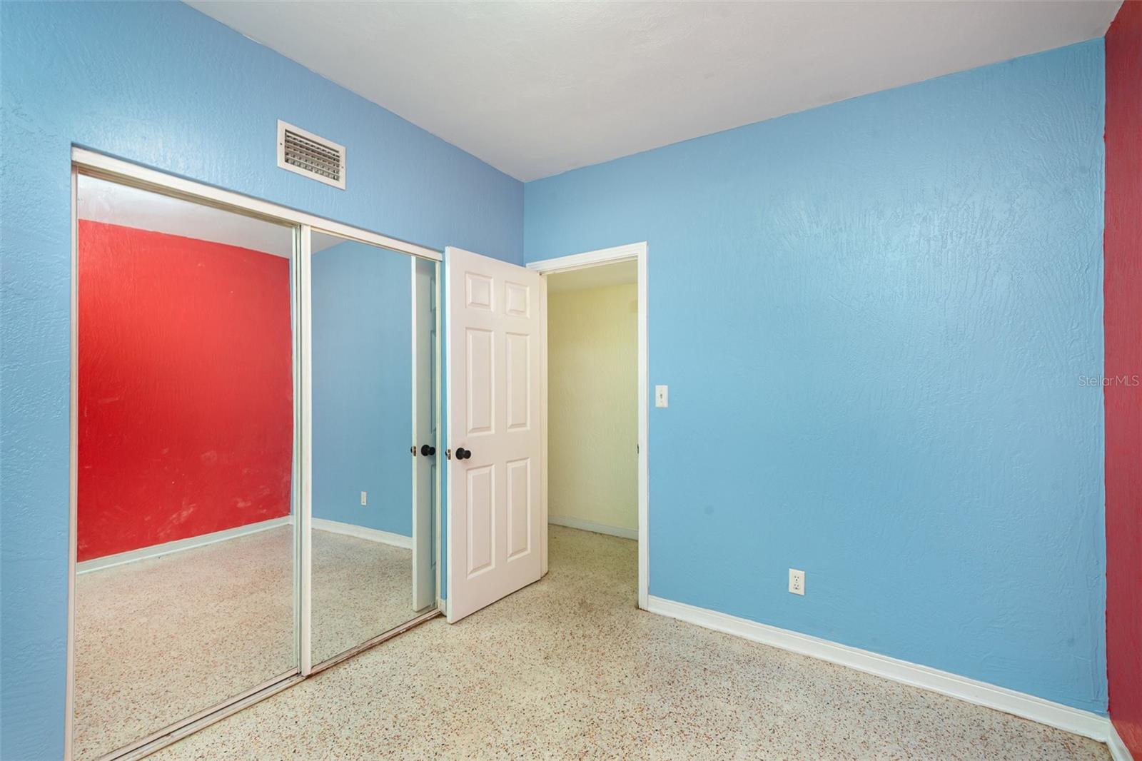 MASON & CARSWELLS HOLLY HILL - Residential