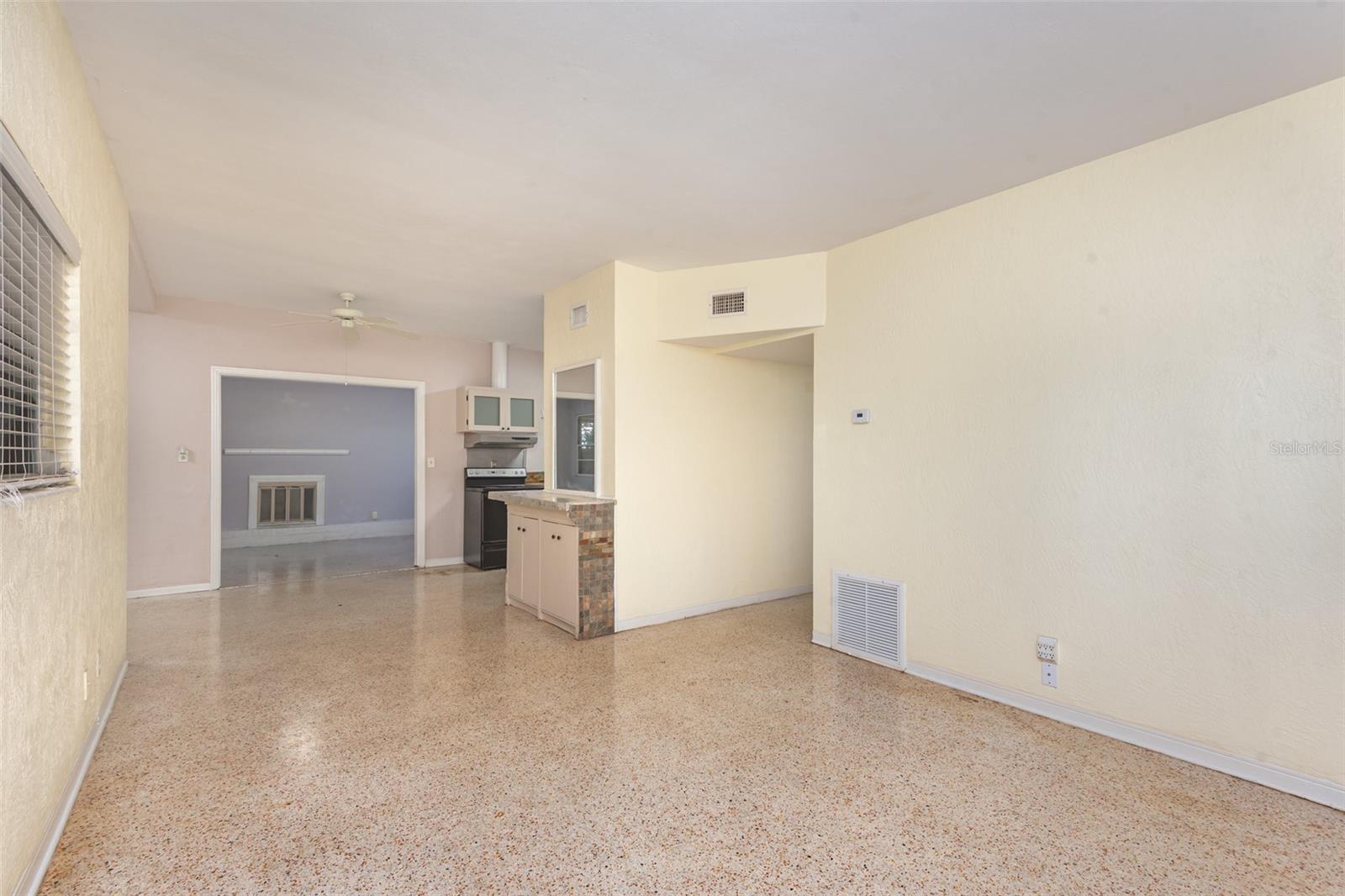 MASON & CARSWELLS HOLLY HILL - Residential