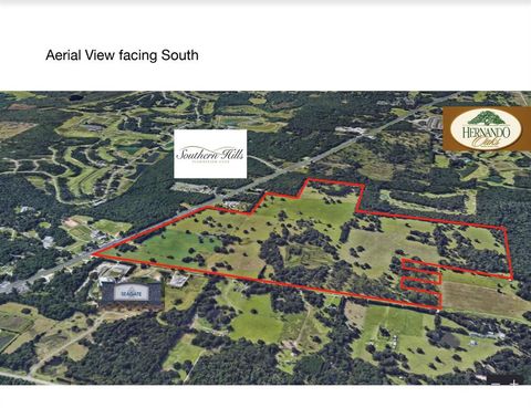 Photo of Broad, Brooksville, FL 34601 (MLS # W7848748)