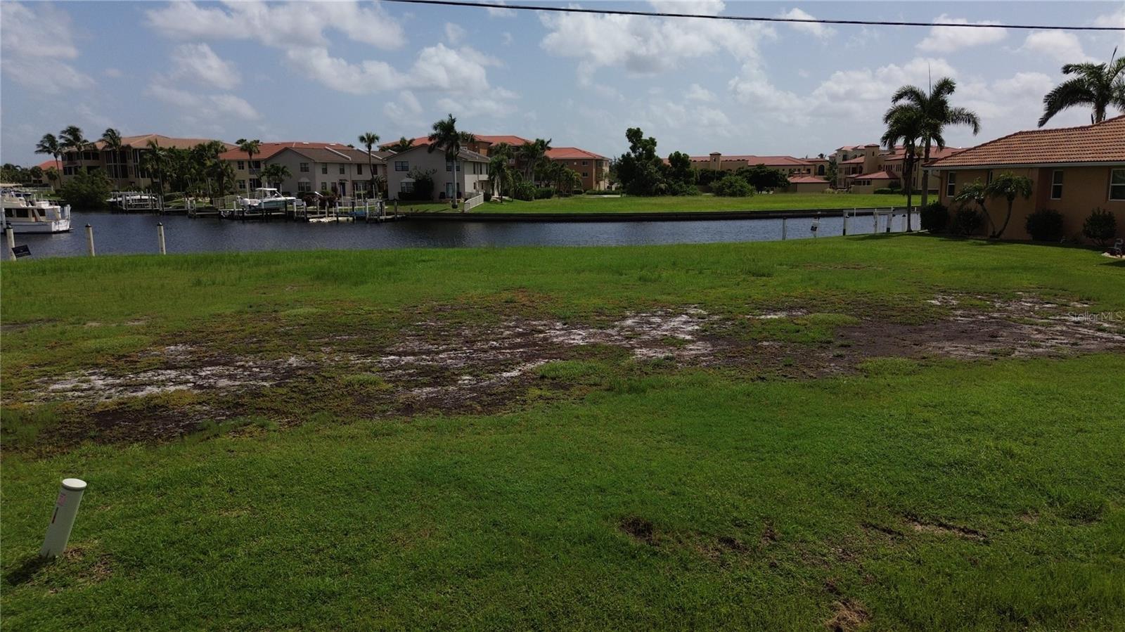 PUNTA GORDA ISLES SEC 14 - Land
